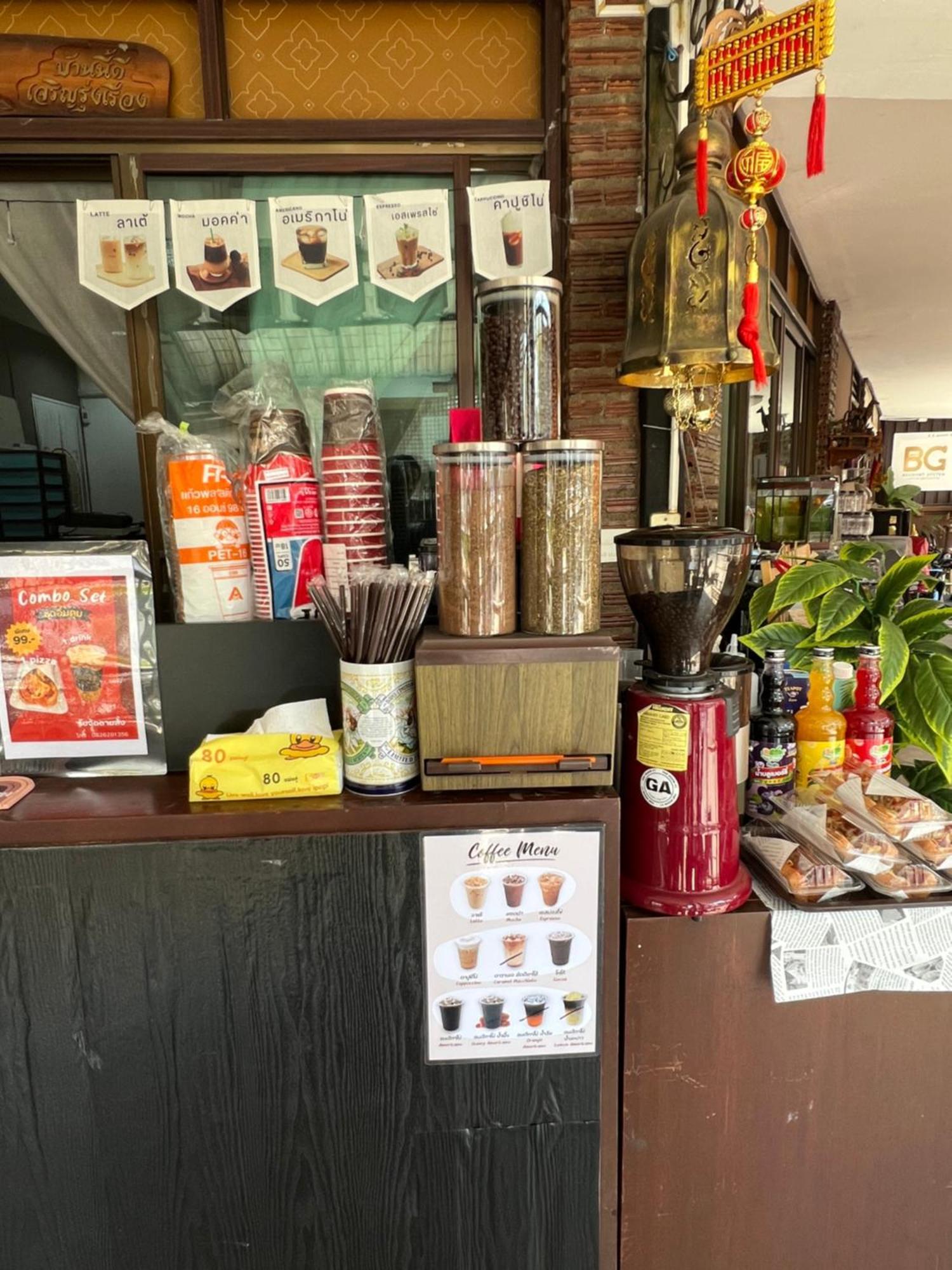 โฮม์อินเชียงใหม่ Apartman Kültér fotó